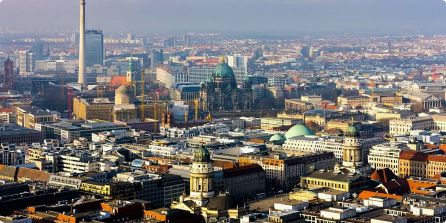 Navigating Berlin's Iconic Landmarks