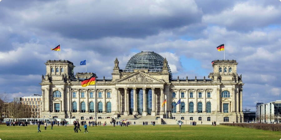 Navigating Berlin's Iconic Landmarks