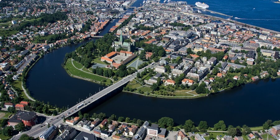 Trondheim by Car